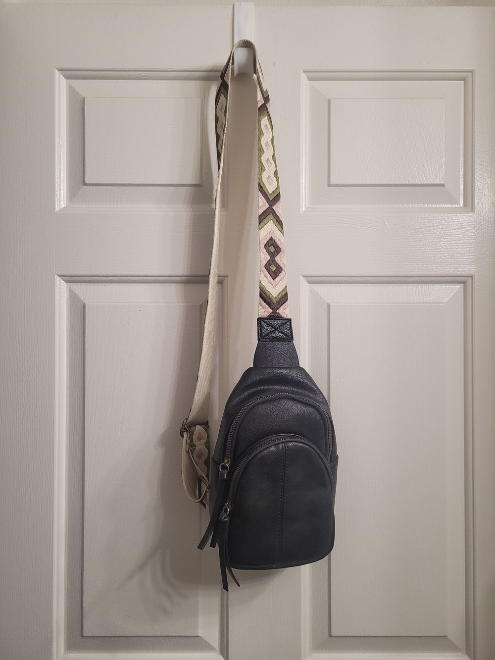 Unisex Black Leather Sling Bag with Patterned Strap By Sonoma